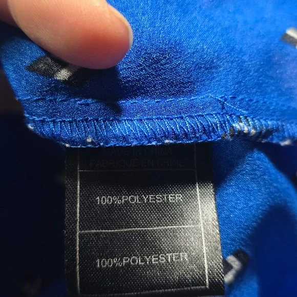 Jack womens babydoll large Blue Geometric Diamond Print Blouse Top  Long Slv - Picture 8 of 8